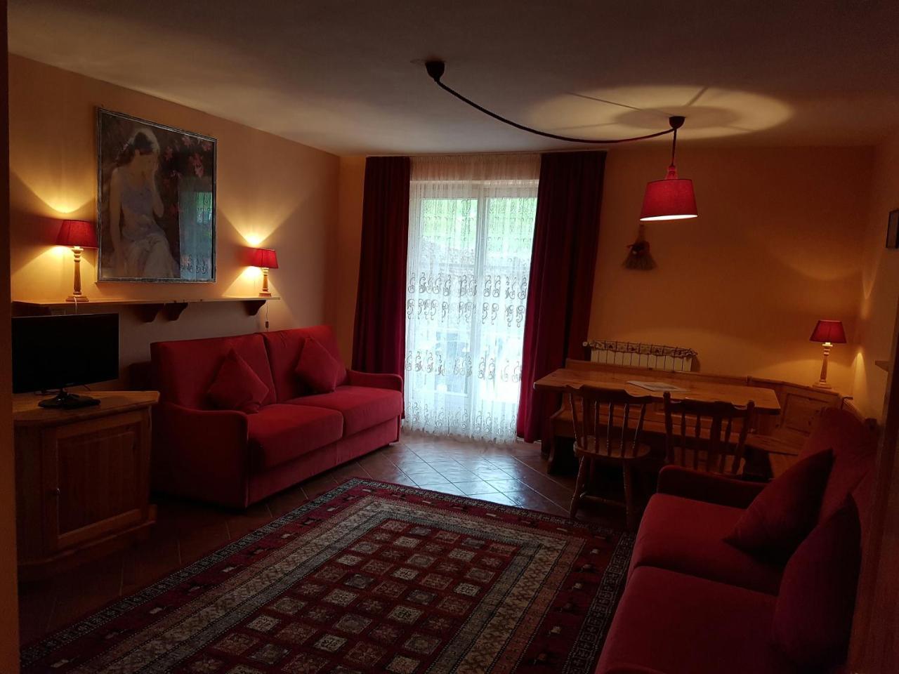 Residenze Sonnenschein Casa Rossa Apart otel Villabassa Dış mekan fotoğraf