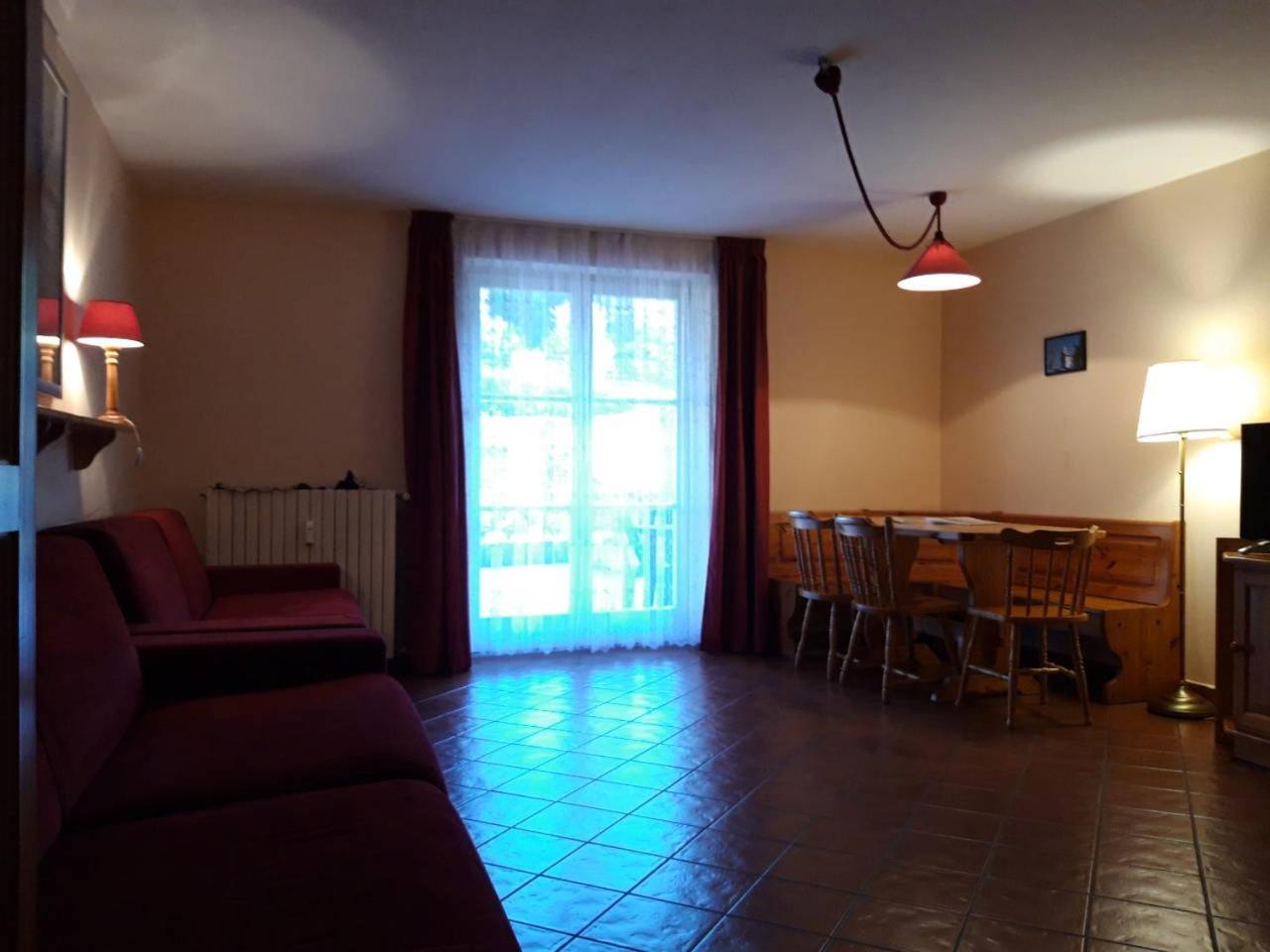 Residenze Sonnenschein Casa Rossa Apart otel Villabassa Dış mekan fotoğraf